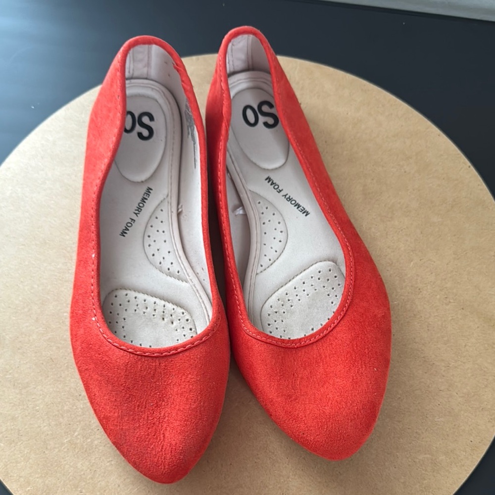 SO Women's Red Flats